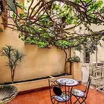 Casa Vacanze Crispi Little 2