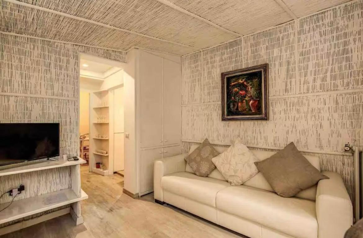 Apartment Crispi Little 2 Rom